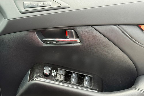 2021 Toyota Alphard 2.5 SC Terpakai