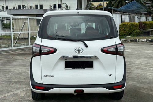 Terpakai 2018 Toyota Sienta 1.5 V AT untuk Dijual