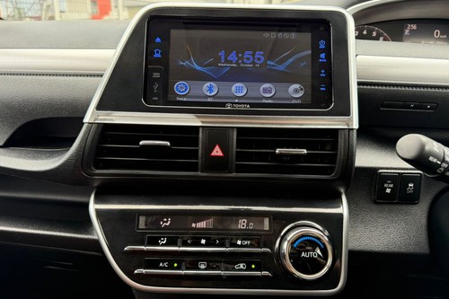 2018 Toyota Sienta 1.5 V AT Terpakai