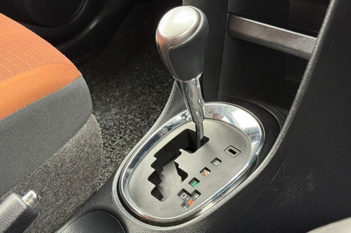 2018 Toyota Sienta 1.5 V AT Terpakai