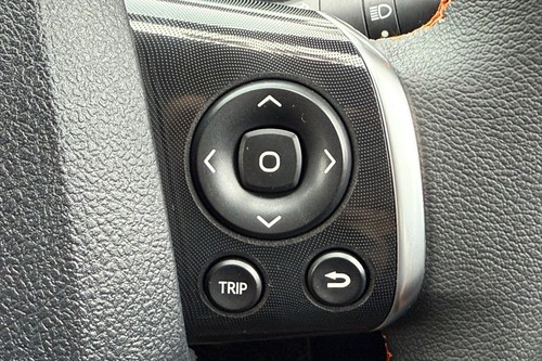 2018 Toyota Sienta 1.5 V AT Terpakai