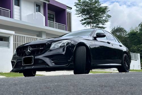 Terpakai 2017 Mercedes Benz E-Class Saloon E200 2.0 untuk Dijual