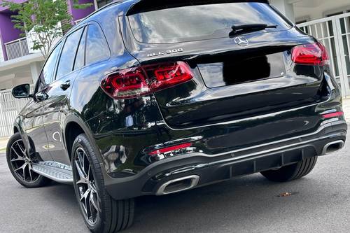 Terpakai 2022 Mercedes Benz GLC-Class 300 AMG Line untuk Dijual