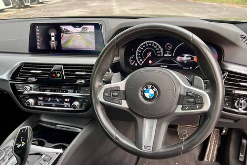 Second hand 2019 BMW 5 Series Sedan 530e M Sport 