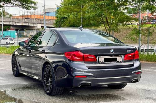 Used 2019 BMW 5 Series Sedan 530e M Sport