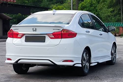 Old 2014 Honda City 1.5L V