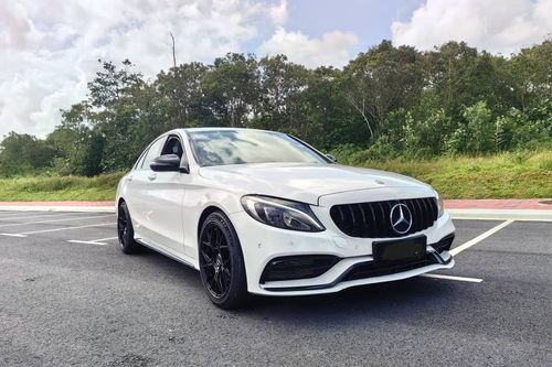 Used 2016 Mercedes Benz C-Class Saloon C 200 AT