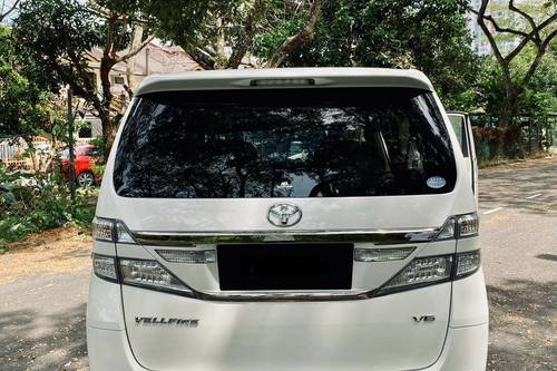 Old 2014 Toyota Vellfire 3.5