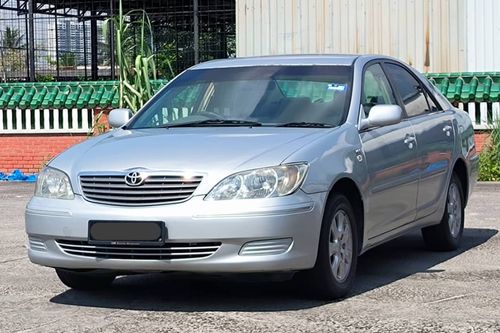 Second hand 2004 Toyota Camry 2.0AT 