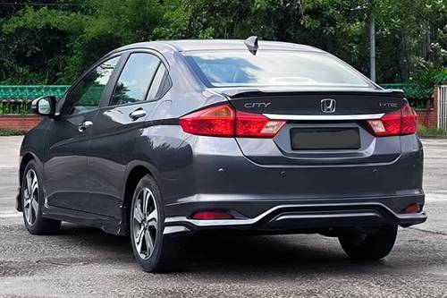 Old 2015 Honda City 1.5L V