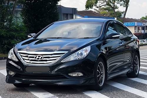 Second hand 2010 Hyundai Sonata Nu 2.0L Executive 