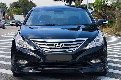 2010 Hyundai Sonata Nu 2.0L Executive  lama