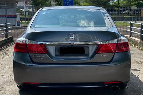 Second hand 2013 Honda Accord 2.0 VTi-L 