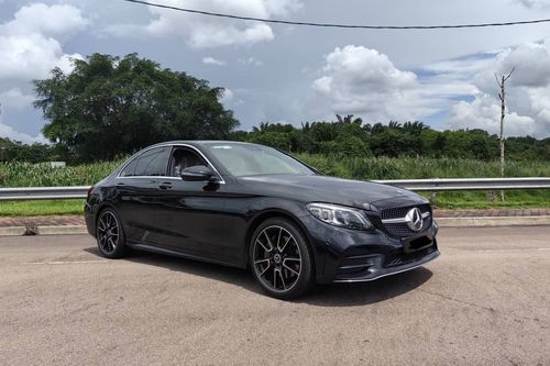 Used 2018 Mercedes Benz C-Class Saloon C300 2.0 AMG