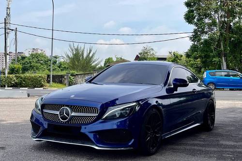 2016 Mercedes Benz C-Class Coupe C 200 AMG Line Terpakai