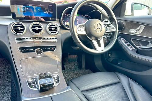 2019 Mercedes Benz C-Class Saloon C200 Avantgarde Line Terpakai