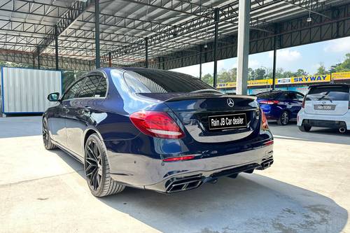 Old 2018 Mercedes Benz E-Class Saloon E200 2.0