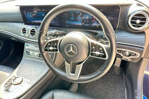 2018 Mercedes Benz E-Class Saloon E200 2.0 Terpakai