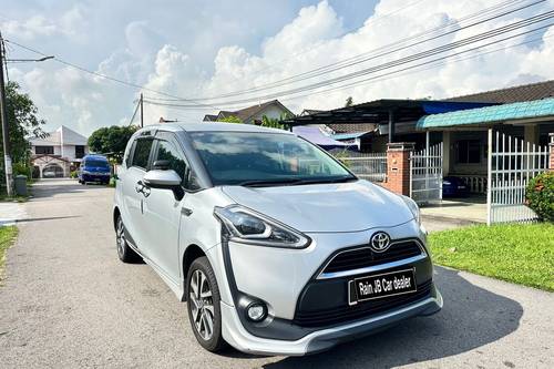 2018 Toyota Sienta 1.5 V AT Terpakai