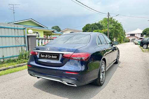 Second hand 2021 Mercedes Benz E-Class Saloon E 300 AMG Line 