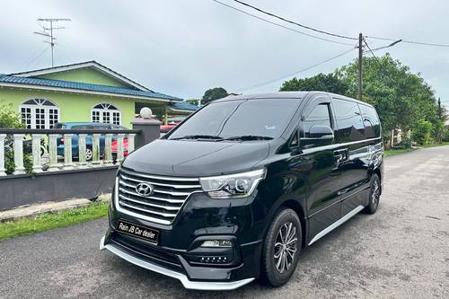 2nd Hand 2020 Hyundai Grand Starex 2.5L