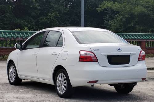 Old 2013 Toyota Vios 1.5E AT