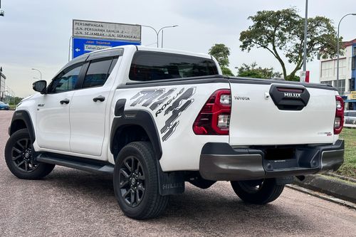 Second hand 2023 Toyota Hilux Double Cab 2.8 Rogue (AT) 4X4 