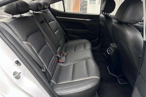 Terpakai 2019 Hyundai Elantra 2.0L Executive untuk Dijual