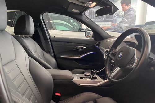 2022 BMW 3 Series 2.0L Terpakai