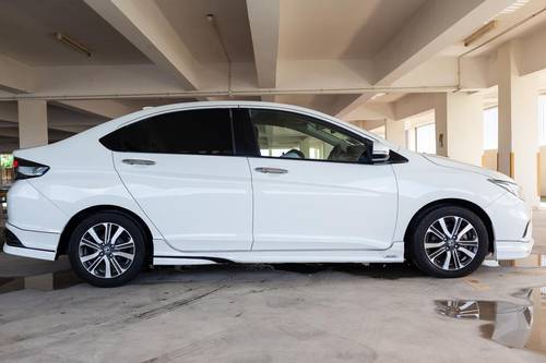 2017 Honda City 1.5L E Terpakai