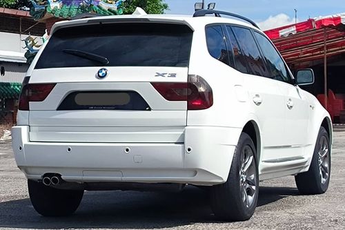 Old 2006 BMW X3 2.5L AT