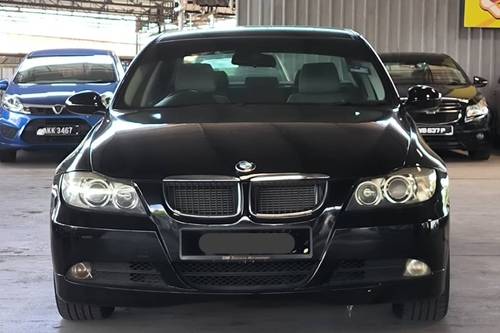 Old 2007 BMW 3 Series 2.0L