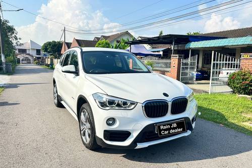 2018 BMW X1 sDrive20i Sport Terpakai