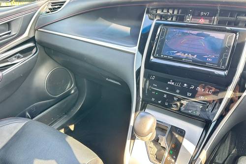 Used 2018 Toyota Harrier 2.0 Luxury