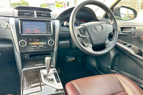 2014 Toyota Camry 2.0L GX Terpakai