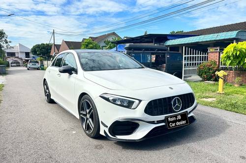 2018 Mercedes Benz A-Class A 200 Blue Efficiency Terpakai