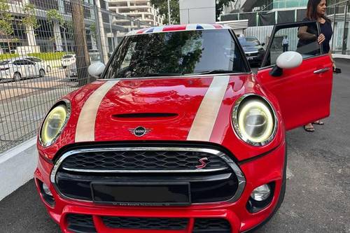 Used 2018 MINI 5 Door Cooper S 5 Door