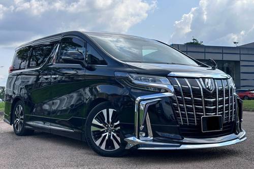 2016 Toyota Alphard 2.4G AT Terpakai