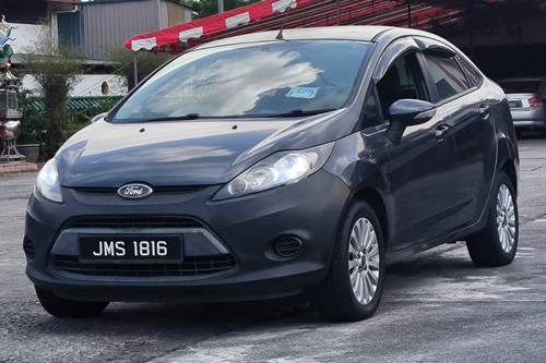 Second hand 2010 Ford Fiesta Sedan 1.6AT 