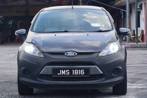 2nd Hand 2010 Ford Fiesta Sedan 1.6AT