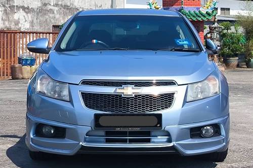 2010 Chevrolet Cruze Sport Edition  lama