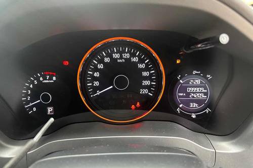 Second hand 2016 Honda HR-V 1.8L V 