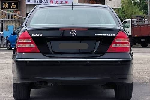 Second hand 2006 Mercedes Benz C-Class Saloon C230K 1.8AT 