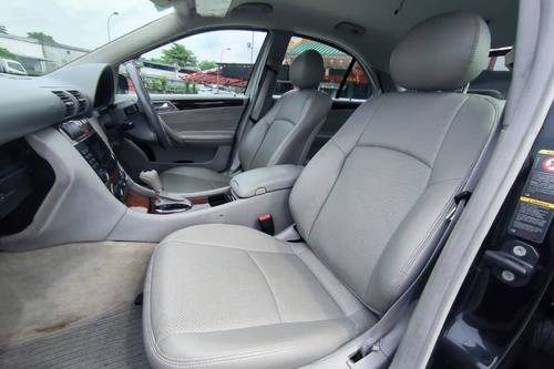 2006 Mercedes Benz C-Class Saloon C230K 1.8AT Terpakai