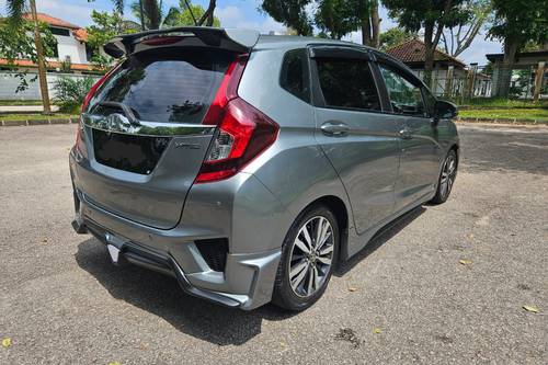 2016 Honda Jazz 1.5L V Terpakai