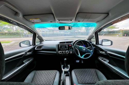 2016 Honda Jazz 1.5L E Terpakai