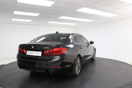 Used 2018 BMW 5 Series Sedan 530e Sport