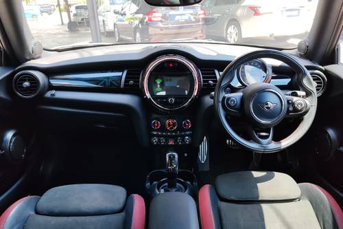 Second hand 2019 MINI 3 Door Cooper 