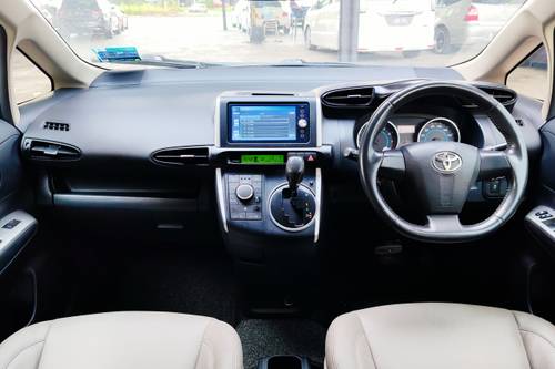 2011 Toyota Wish 1.8 X Terpakai