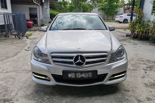 2012 Mercedes Benz C-Class Saloon C200 1.8 Terpakai